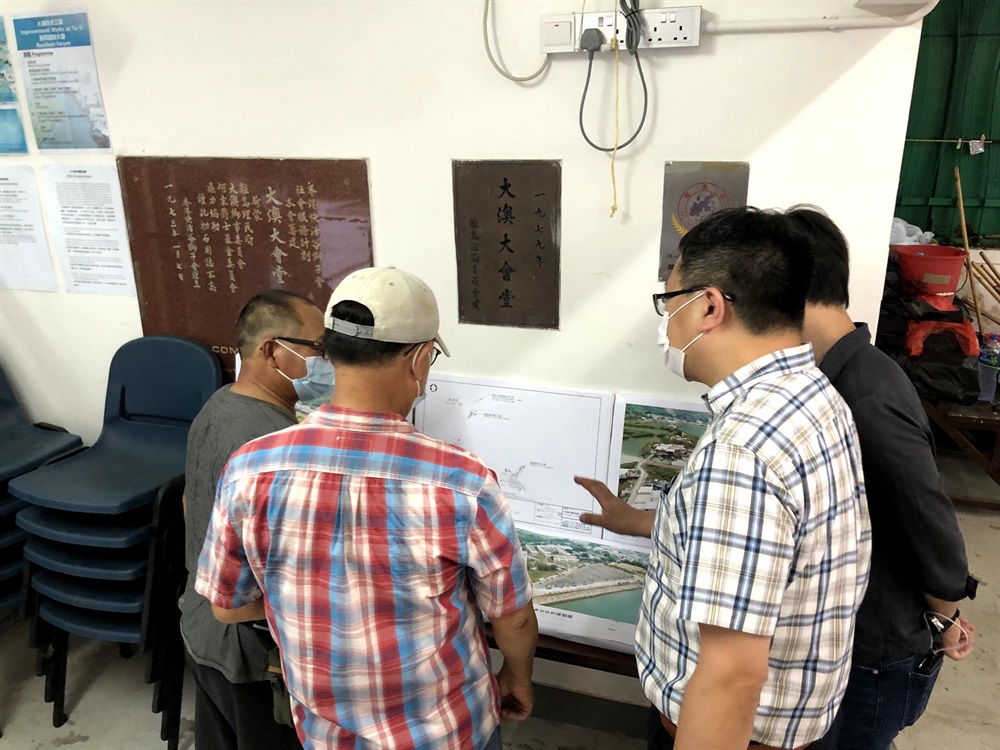 The Sustainable Lantau Office held a resident forum at Tai O Town Hall on 18 June 2021 to further solicit views of Tai O residents on Phase 2 Stage 2 works and Phase 3 works of Improvement Works at Tai O.